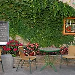 Hotel Victor