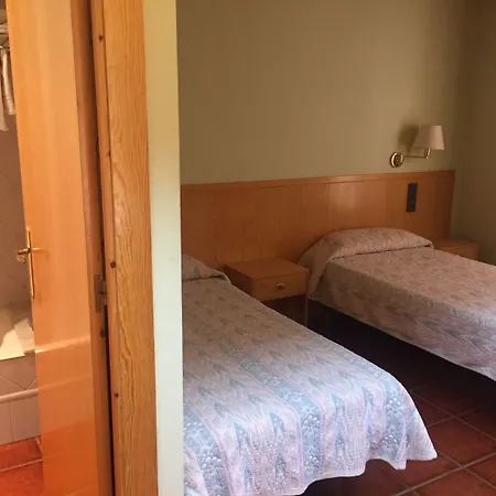 Victor Hotel