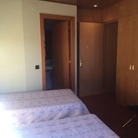 Hotel Victor Oliana